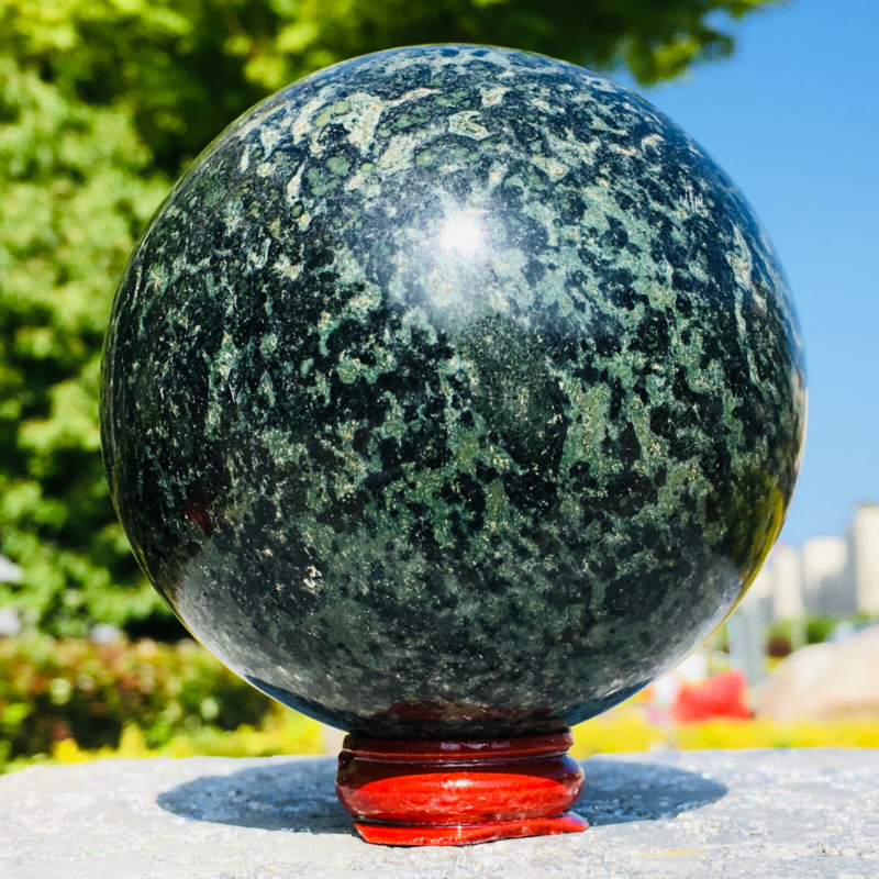 843G Eye Green Kambaba Jasper Stromatolite Crystal Sphere Ball Madagascar