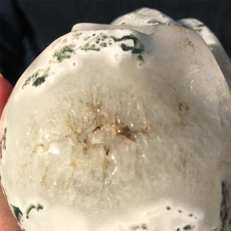 0.65kg Natural agate skull carved Quartz Crystal skull Reiki Energy Healing