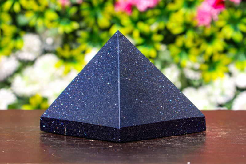 115MM Blue Goldstone Metaphysical Healing Aura Spirit Chakra Stone Pyramid