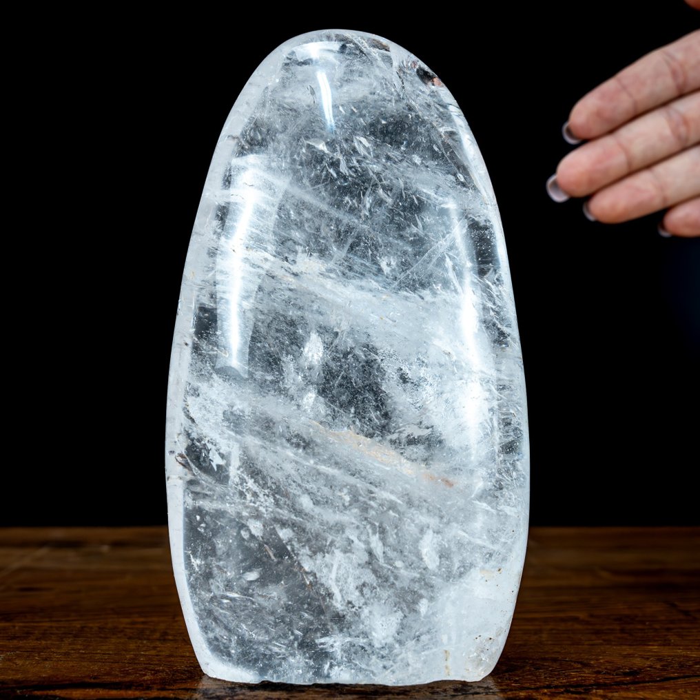 Natural AAA+++ Clear Quartz Crystal- 942.17 g