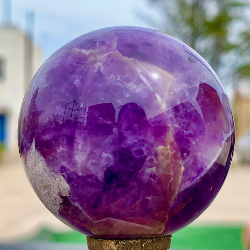 127G Natural beautiful Dream Amethyst Quartz Crystal Sphere Ball Healing