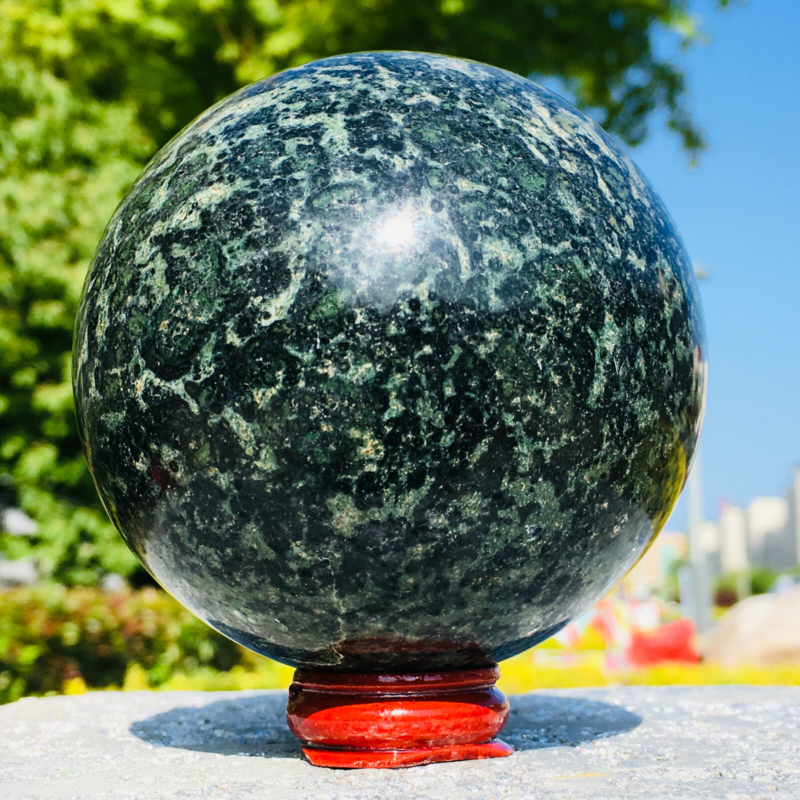 843G Eye Green Kambaba Jasper Stromatolite Crystal Sphere Ball Madagascar