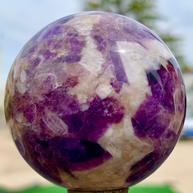 202G Natural beautiful Dream Amethyst Quartz Crystal Sphere Ball Healing