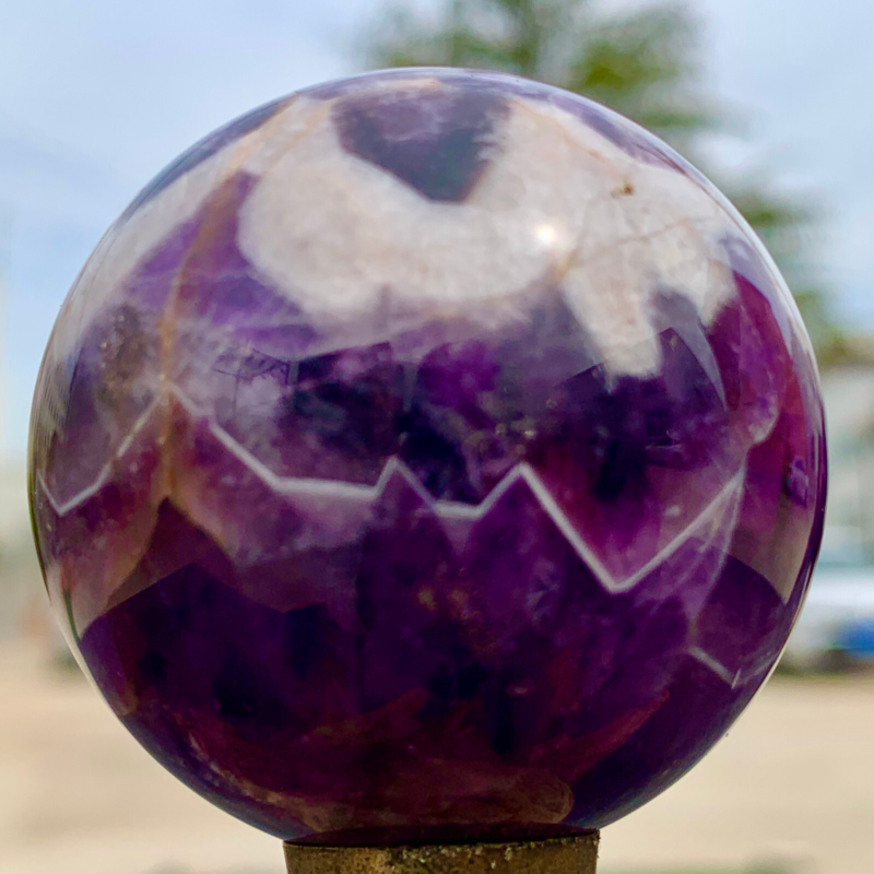 127G Natural beautiful Dream Amethyst Quartz Crystal Sphere Ball Healing