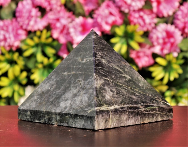 Huge 150MM Natural Black Moonstone Rock Healing Power Metaphysical Aura Pyramid