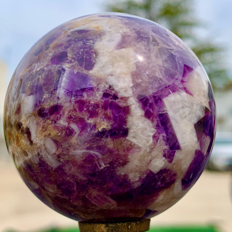 202G Natural beautiful Dream Amethyst Quartz Crystal Sphere Ball Healing