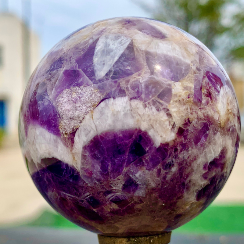 202G Natural beautiful Dream Amethyst Quartz Crystal Sphere Ball Healing