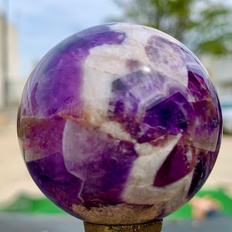 127G Natural beautiful Dream Amethyst Quartz Crystal Sphere Ball Healing