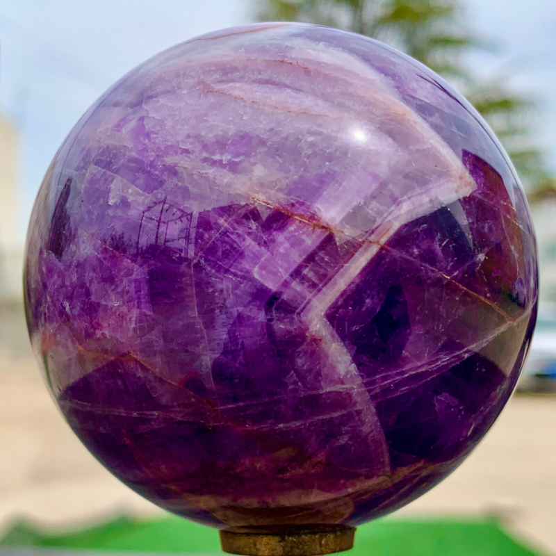 415G Natural beautiful Dream Amethyst Quartz Crystal Sphere Ball Healing