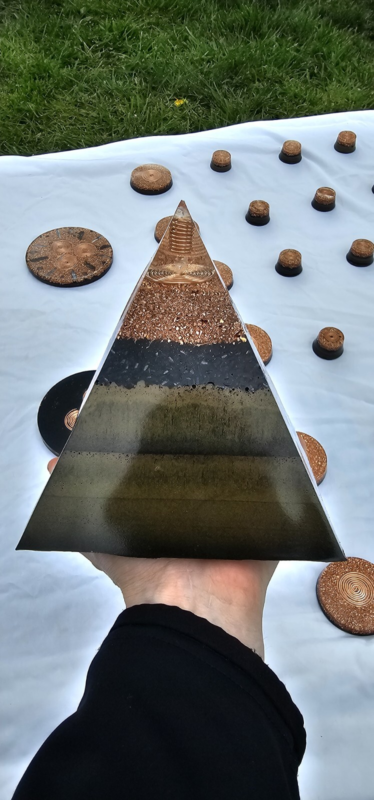 Orgonite Pyramid 6" x 6" x 6" copper coil, metal powder, quartz