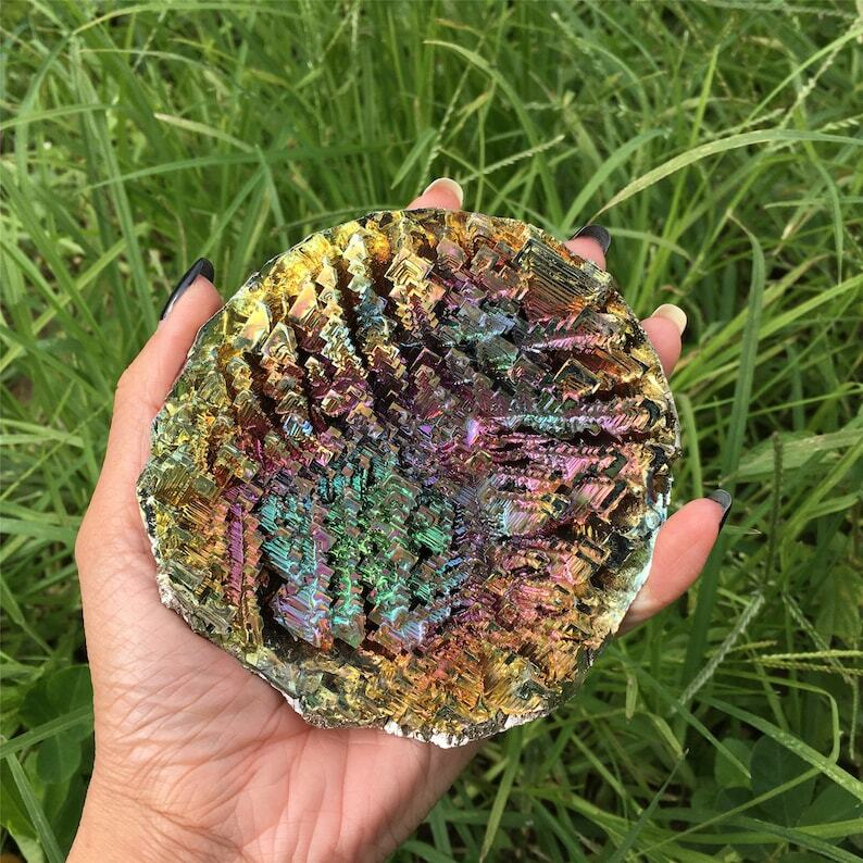 1PC Natural Bismuth Ore Bow Quartz Specimen TowerReiki Healeaching Materials
