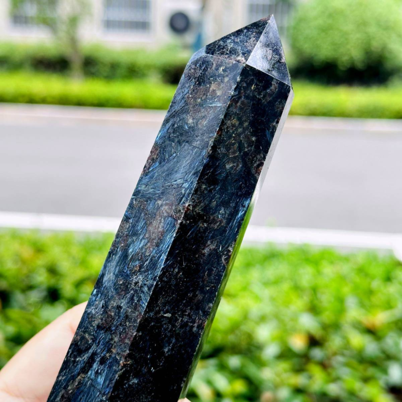 512g Natural Firework Stone Quartz Obelisk Crystal Wand Point Tower Healing