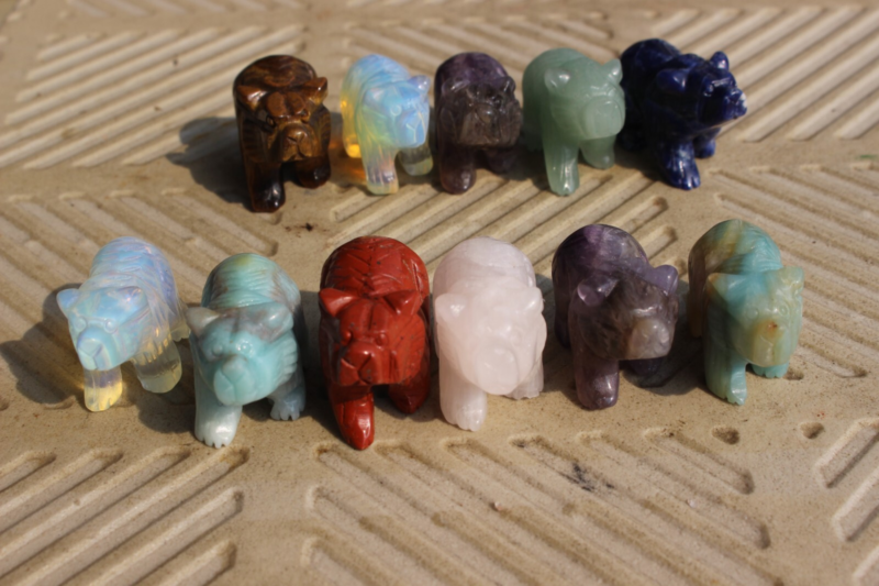 11pcs 4cm Natural many kinds of materials QUARTZ carved bears