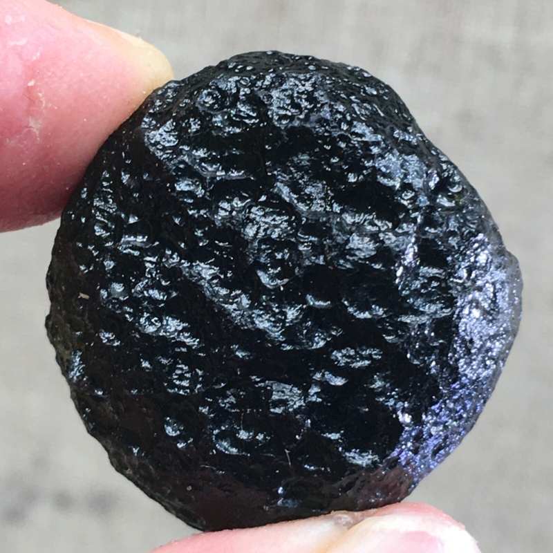 74.7Ct MOLDAVITE From Czech Republic From Meteorite Impact With Chips