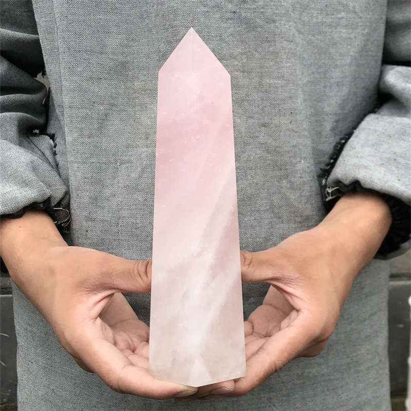 1.04kg Natural Rose Quartz Obelisk Quartz Crystal Point Wand Healing Gem