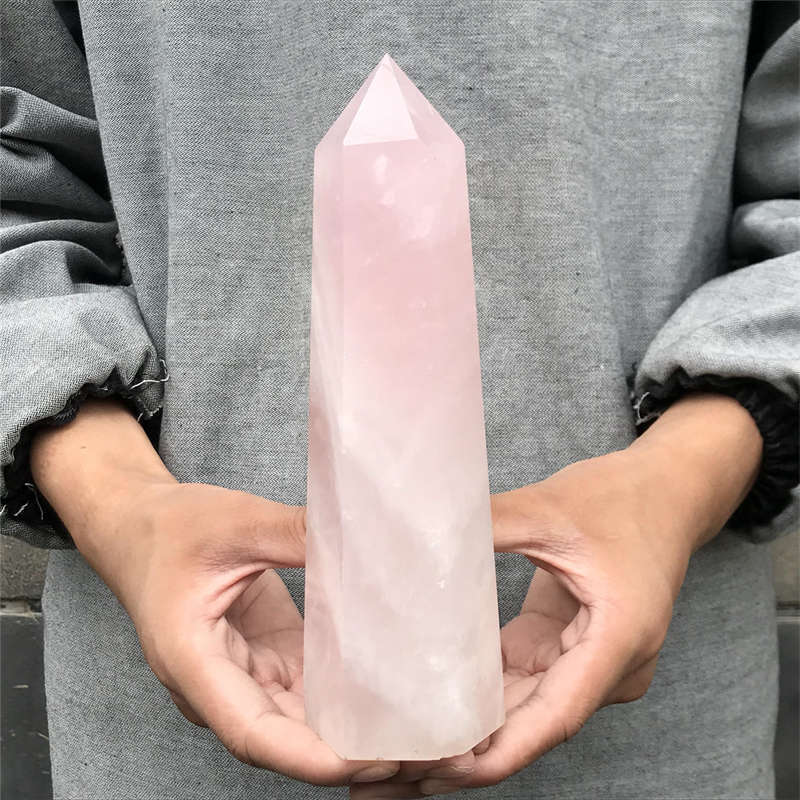 1.04kg Natural Rose Quartz Obelisk Quartz Crystal Point Wand Healing Gem