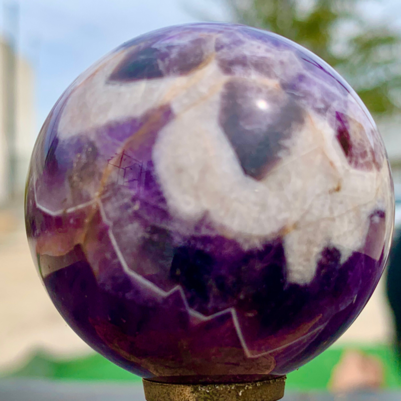 127G Natural beautiful Dream Amethyst Quartz Crystal Sphere Ball Healing