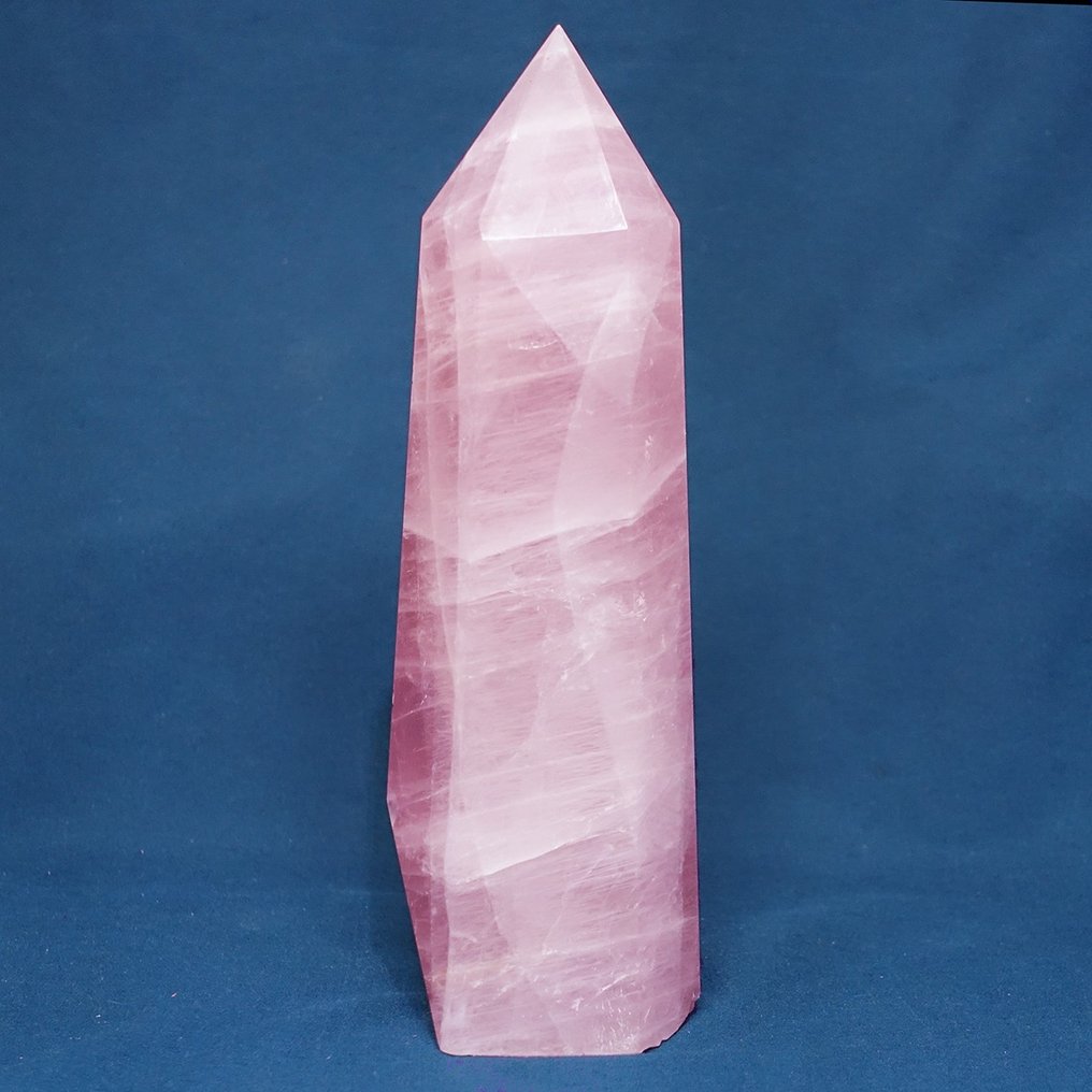 Carved Monolith in Rose Quartz - Height: 230 mm - Width: 75 mm- 1430 g