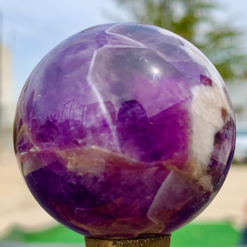 127G Natural beautiful Dream Amethyst Quartz Crystal Sphere Ball Healing