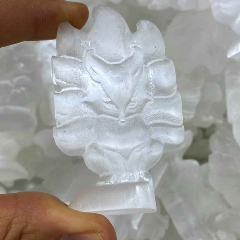 2"+Natural Gypsum Selenite fox Hand Carved Quartz Crystal Reiki healing 1PC