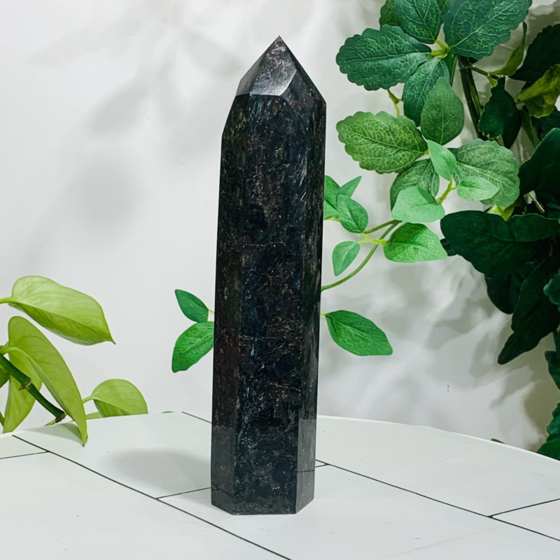 642g Natural Firework Stone Quartz Obelisk Crystal Wand Point Tower Healing