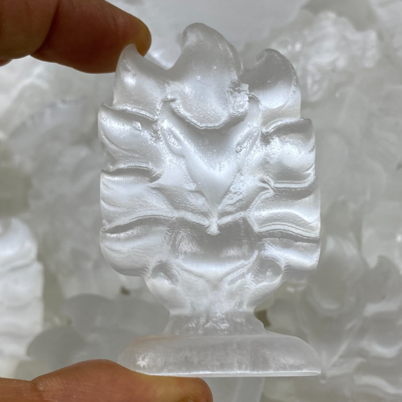 2"+Natural Gypsum Selenite fox Hand Carved Quartz Crystal Reiki healing 1PC