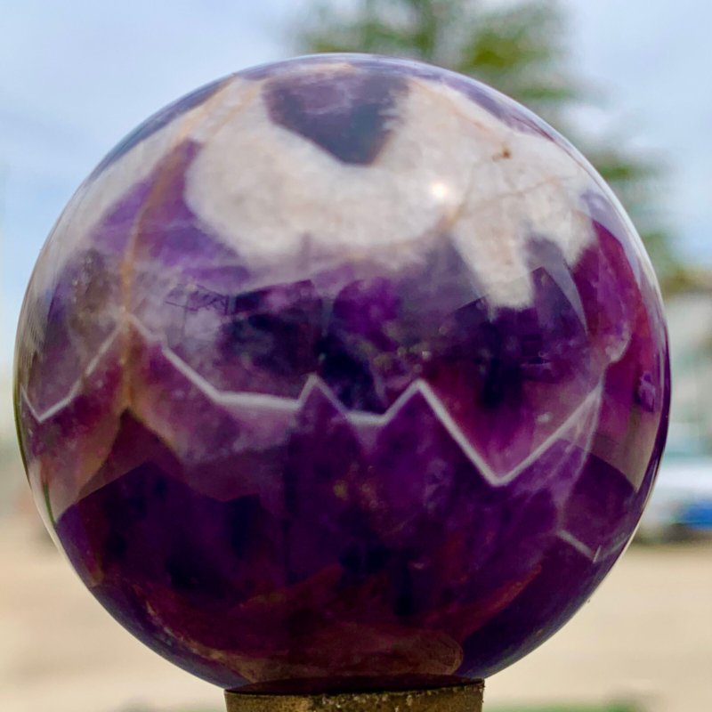 127G Natural beautiful Dream Amethyst Quartz Crystal Sphere Ball Healing