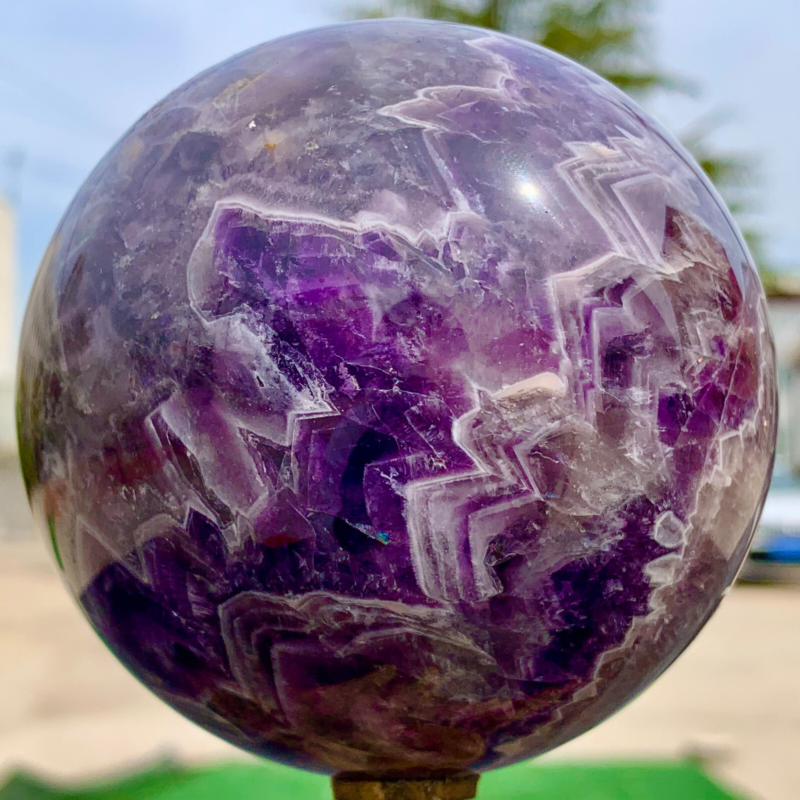 2.39LB Natural beautiful Dream Amethyst Quartz Crystal Sphere Ball Healing