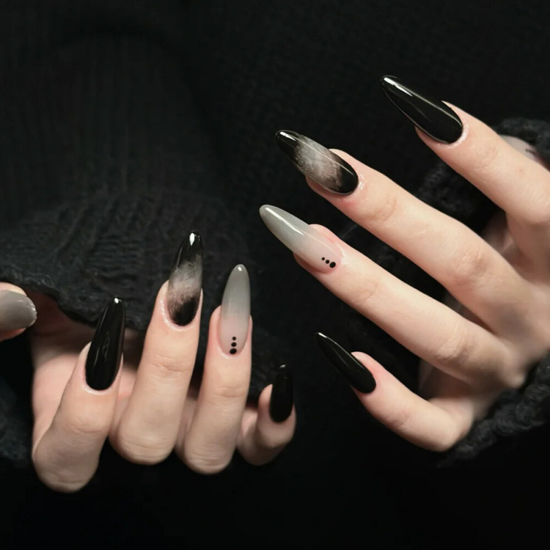 Almond Medium Fake Nail Drak Black Halloween Press on Nails for Nail Art 24pcs