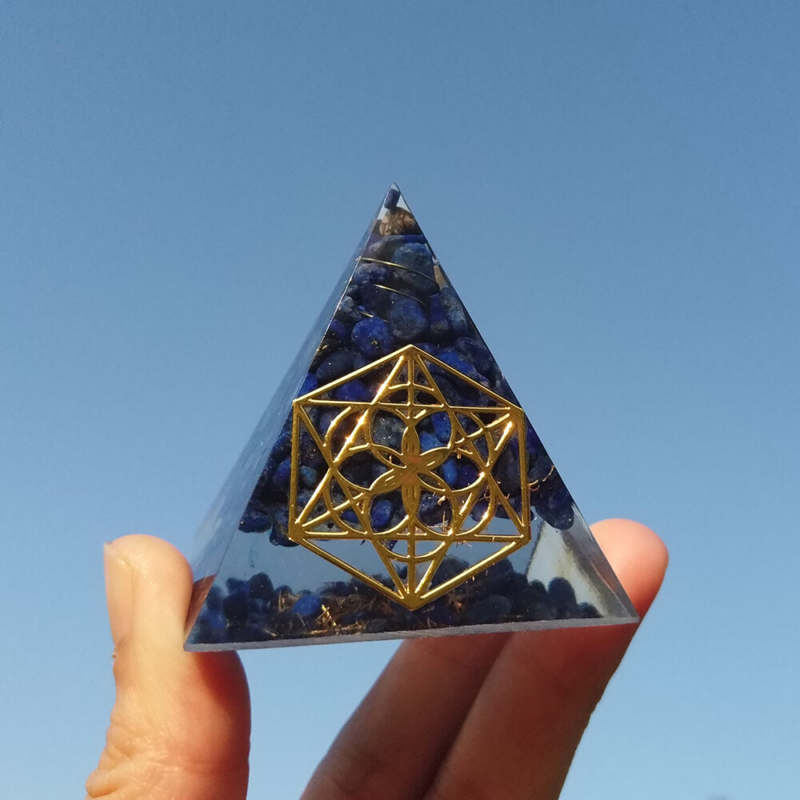 Crystal Orgone Pyramid Chakra Meditation Energy Generator Orgonite Healing Reiki
