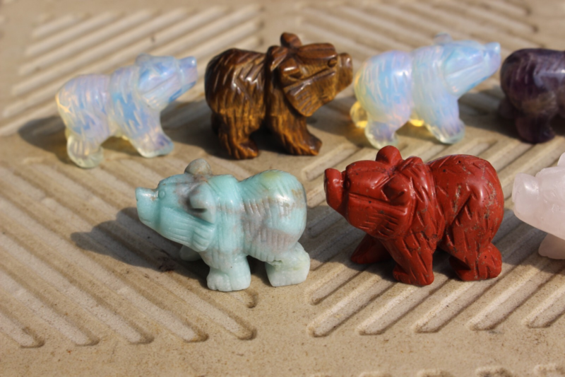 11pcs 4cm Natural many kinds of materials QUARTZ carved bears