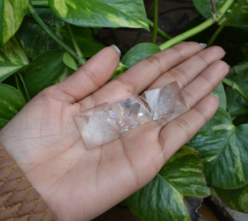 3pc Natural Transparent Quartz Crystal Pyramid Clear Reiki White Crystal Pyramid