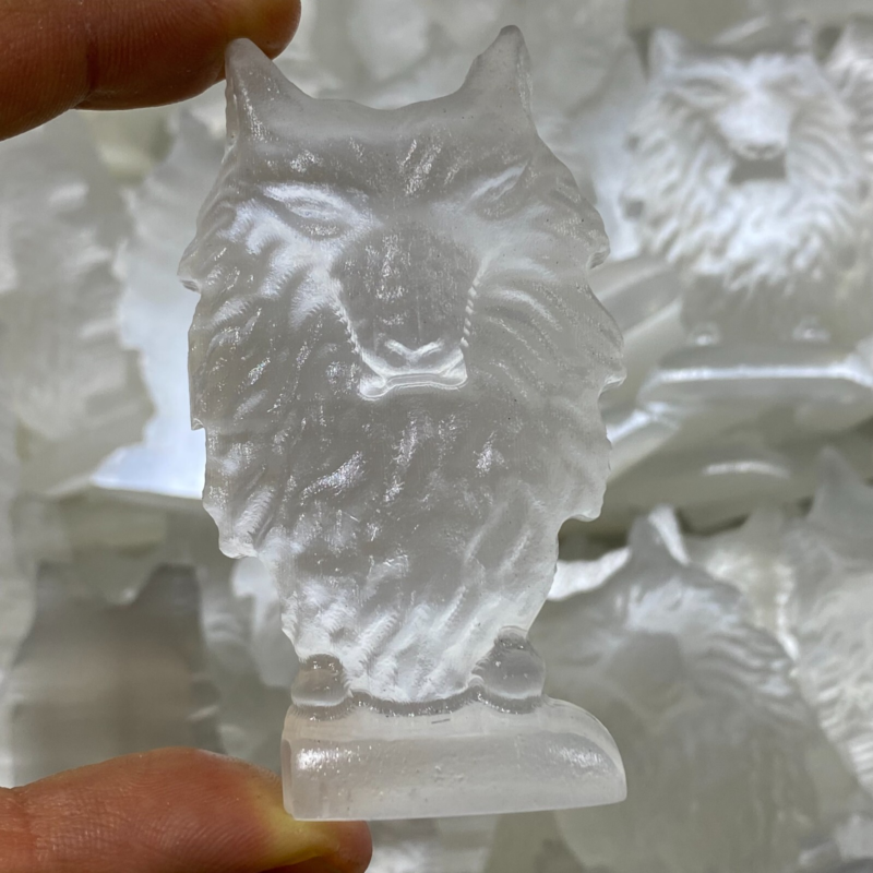 2"+Natural Gypsum Selenite Wolf Hand Carved Quartz Crystal Reiki healing 1PC