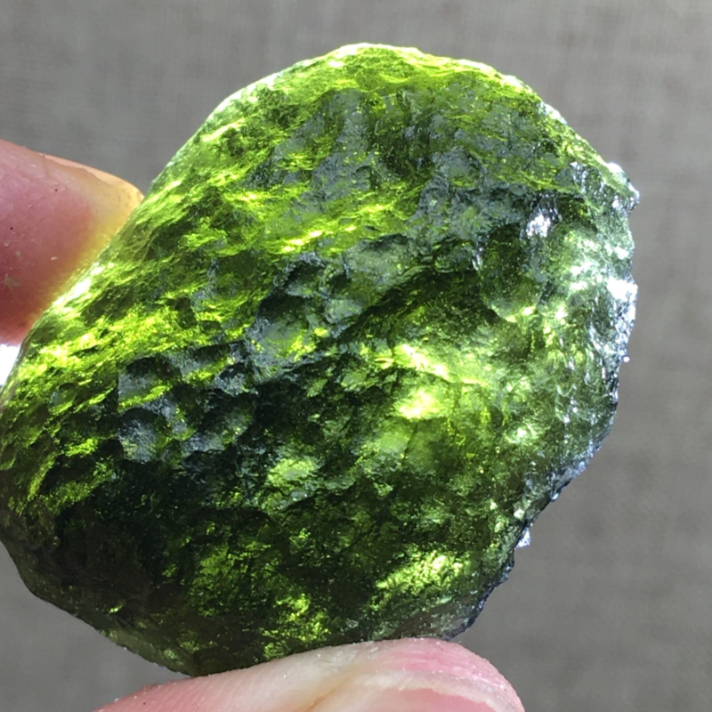 78.4Ct MOLDAVITE From Czech Republic From Meteorite Impact With Chips