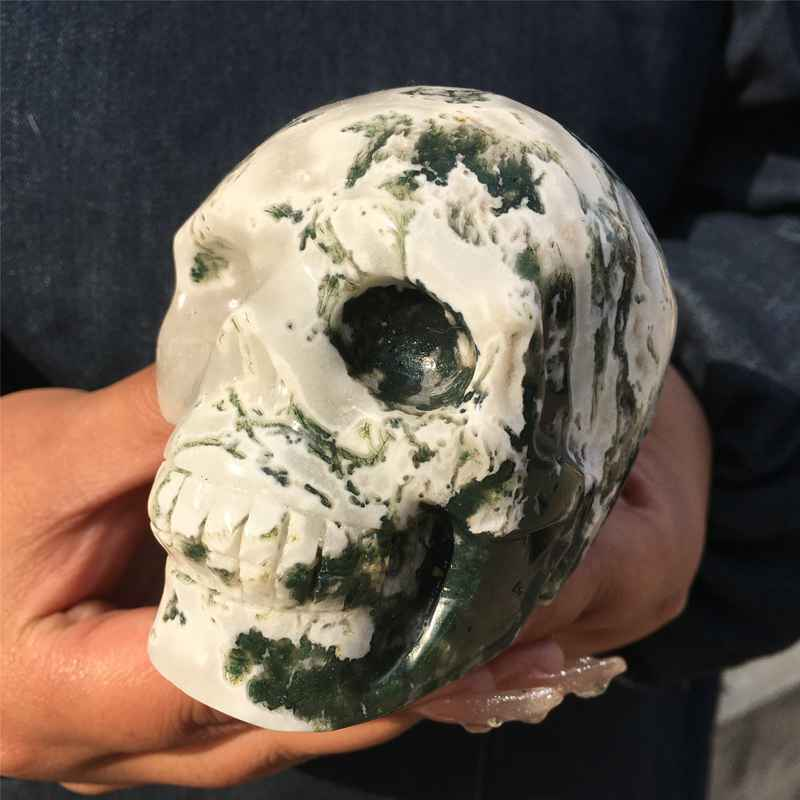 0.65kg Natural agate skull carved Quartz Crystal skull Reiki Energy Healing