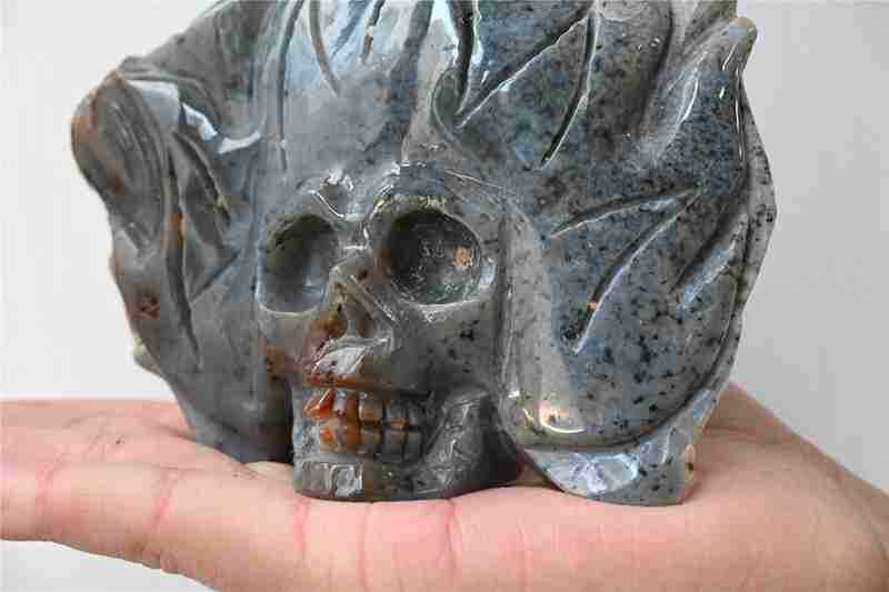 0.36kg Natural unknown quartz skull carved Quartz Crystal skull Healing
