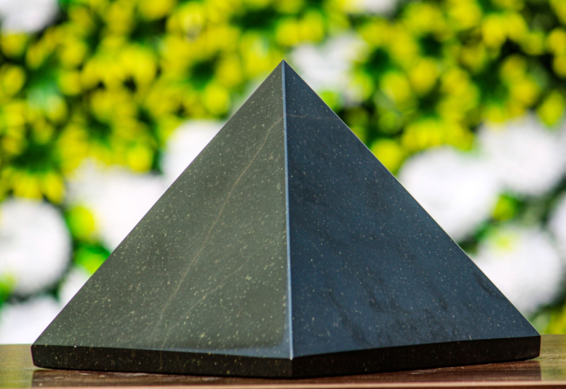 Large 20CM Natural Black Tourmaline Stone Crystal Healing Energy Chakra Pyramid