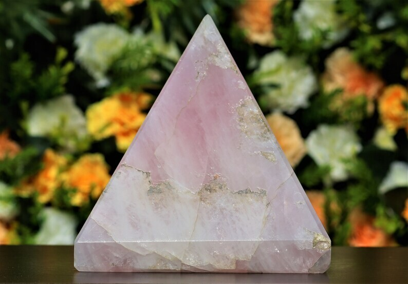 Huge 185MM Natural Rose Quartz Natural Healing Metaphysical Chakra Pyramid Point
