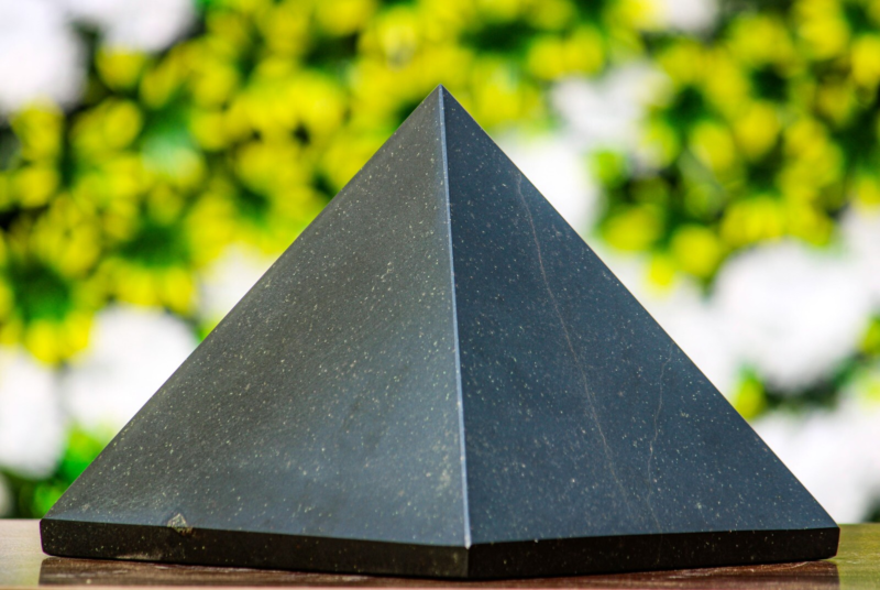 Large 20CM Natural Black Tourmaline Stone Crystal Healing Energy Chakra Pyramid