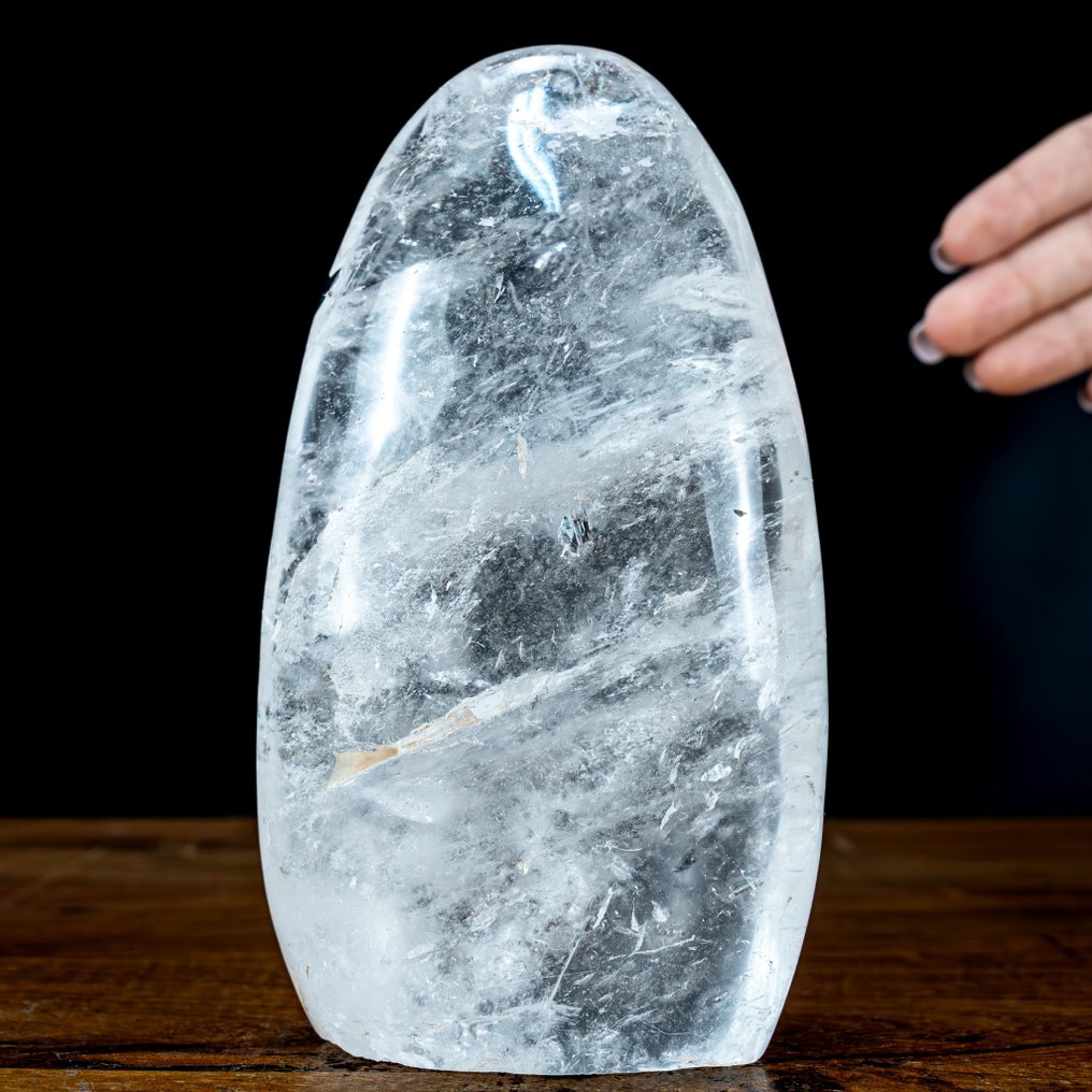 Natural AAA+++ Clear Quartz Crystal- 942.17 g