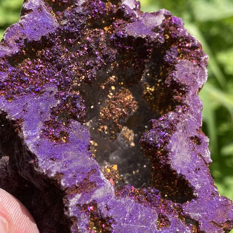 190g Electroplating color Natural Crystal Agate cave ornaments crystal cluster q