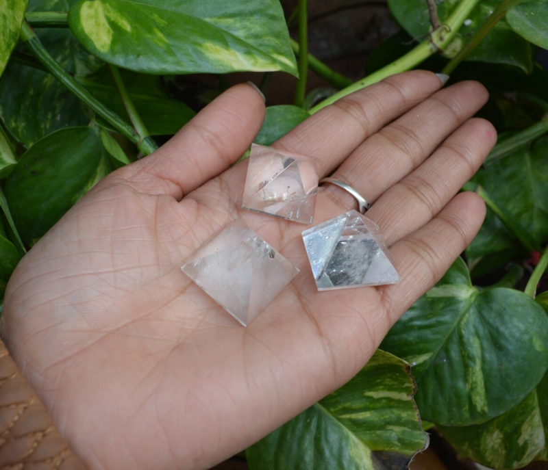 3pc Natural Transparent Quartz Crystal Pyramid Clear Reiki White Crystal Pyramid