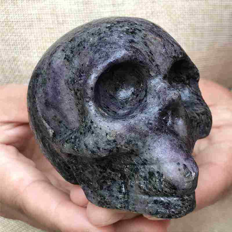 0.41Kg Natural black jade quartz skull carved Quartz Crystal skull Healing