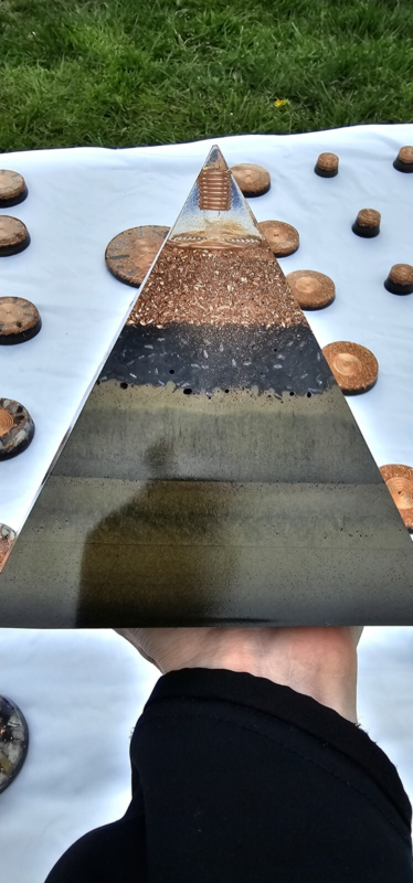 Orgonite Pyramid 6" x 6" x 6" copper coil, metal powder, quartz