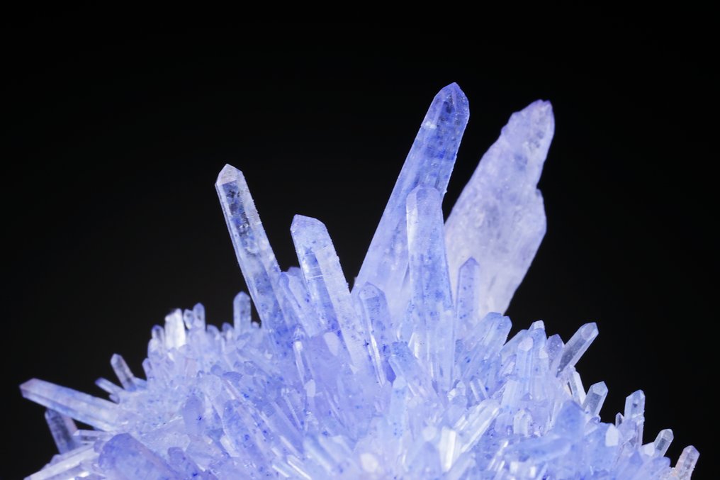 BLUE color QUARTZ cluster - intensive color and extra formation - Height: 75 mm - Width: 66 mm- 60 g