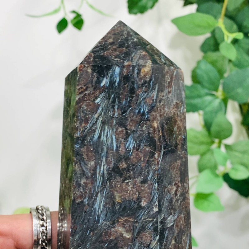 840g Natural Firework Stone Quartz Obelisk Crystal Wand Point Tower Healing