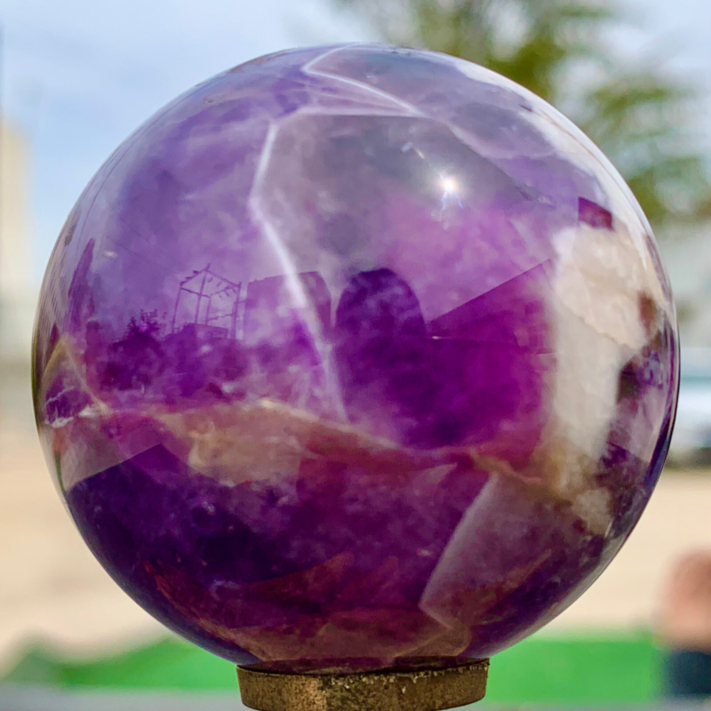 127G Natural beautiful Dream Amethyst Quartz Crystal Sphere Ball Healing