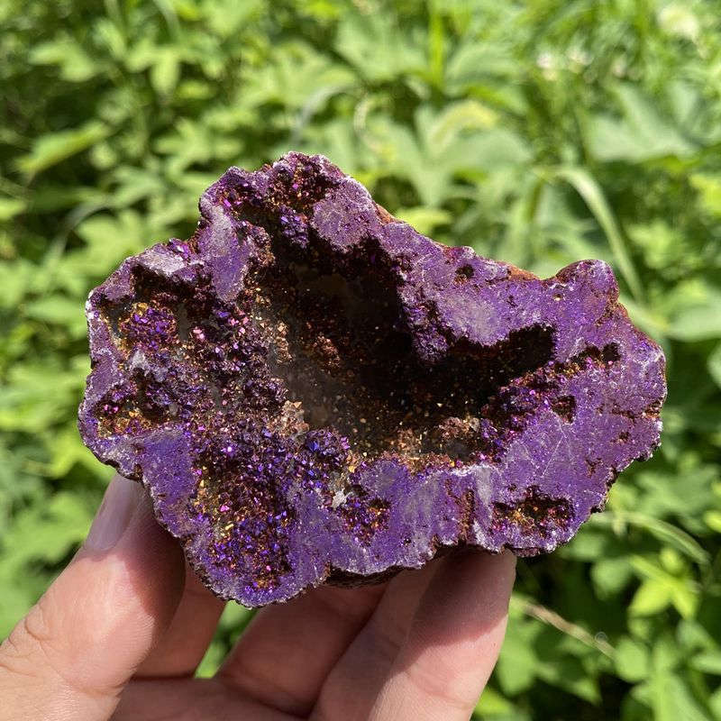 190g Electroplating color Natural Crystal Agate cave ornaments crystal cluster q