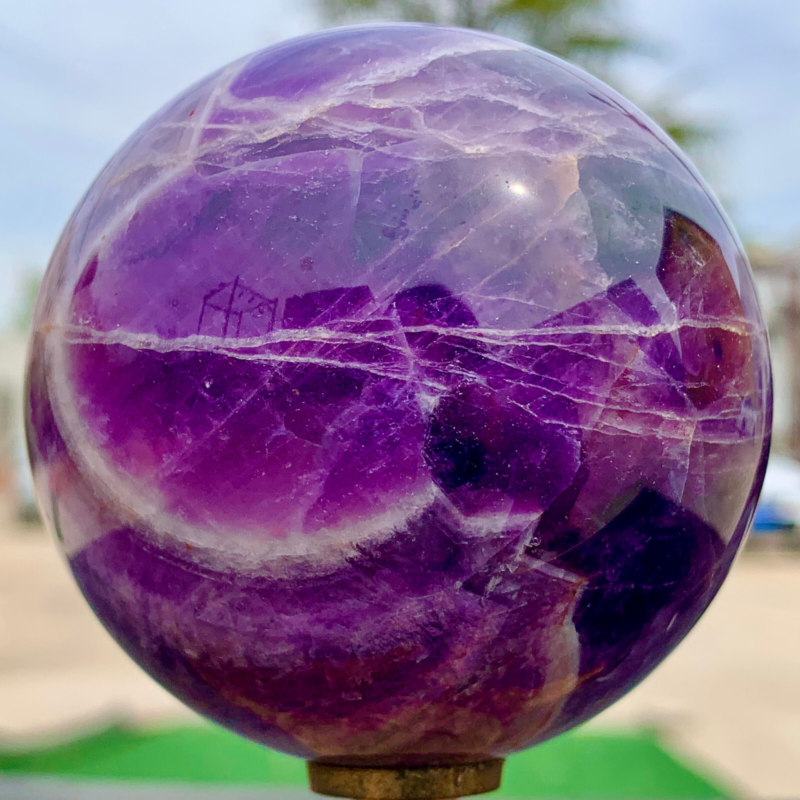 415G Natural beautiful Dream Amethyst Quartz Crystal Sphere Ball Healing