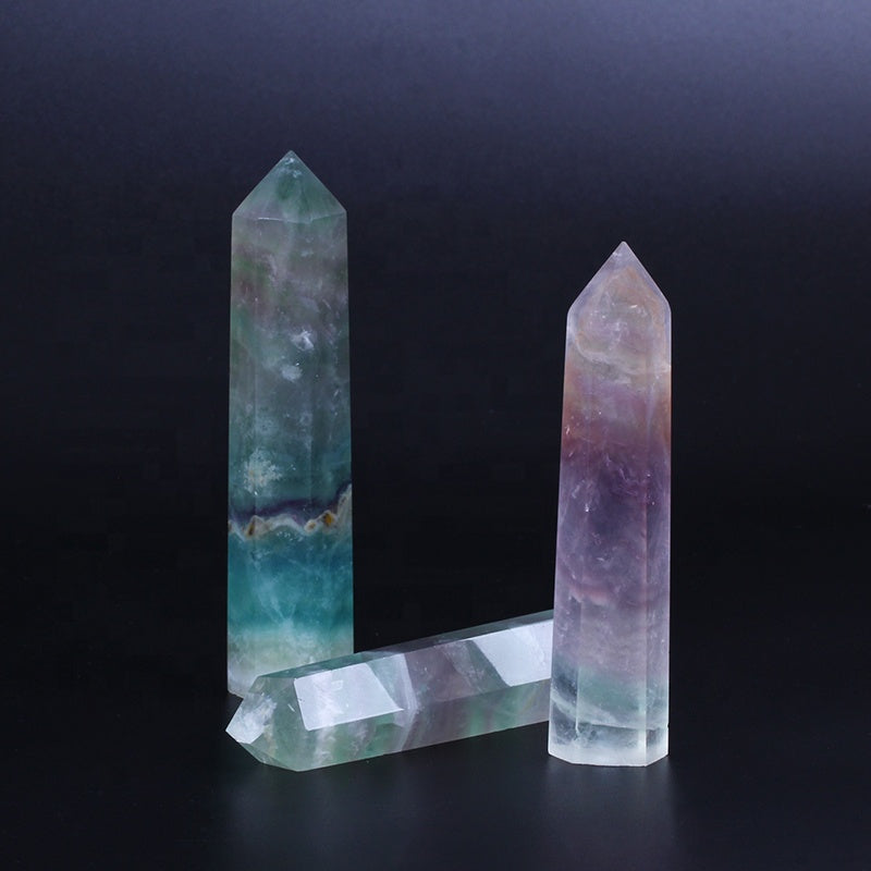 Torre de cristal de cuarzo con punta de varita de fluorita arcoíris de cristal